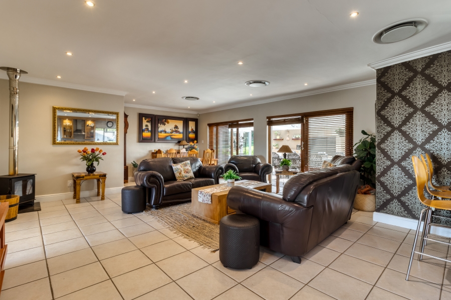 4 Bedroom Property for Sale in Monte Sereno Western Cape